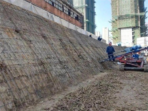 杜尔伯特建筑边坡支护