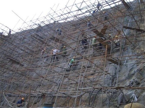 杜尔伯特公路桩基检测